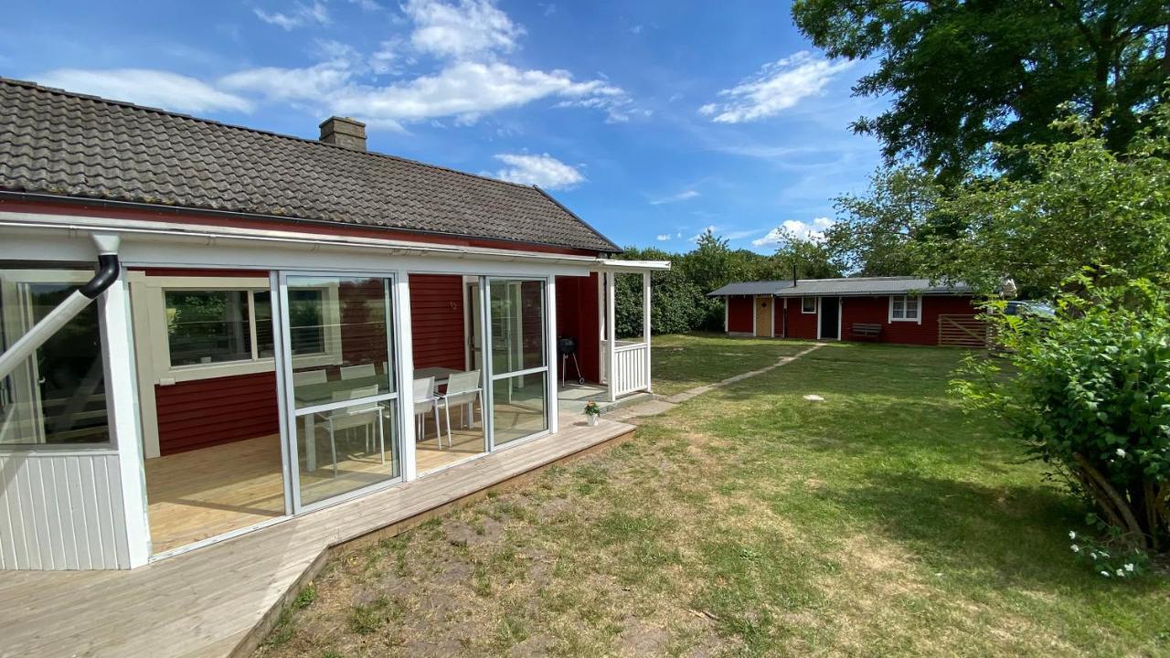 Charmig, Nyrenoverat Och Fullt Utrustad Stuga. Anpassad Foer Hundar, Naera Till Naturen Och Havet. Gangavstand Till Golfbana. Kalmar Exteriör bild